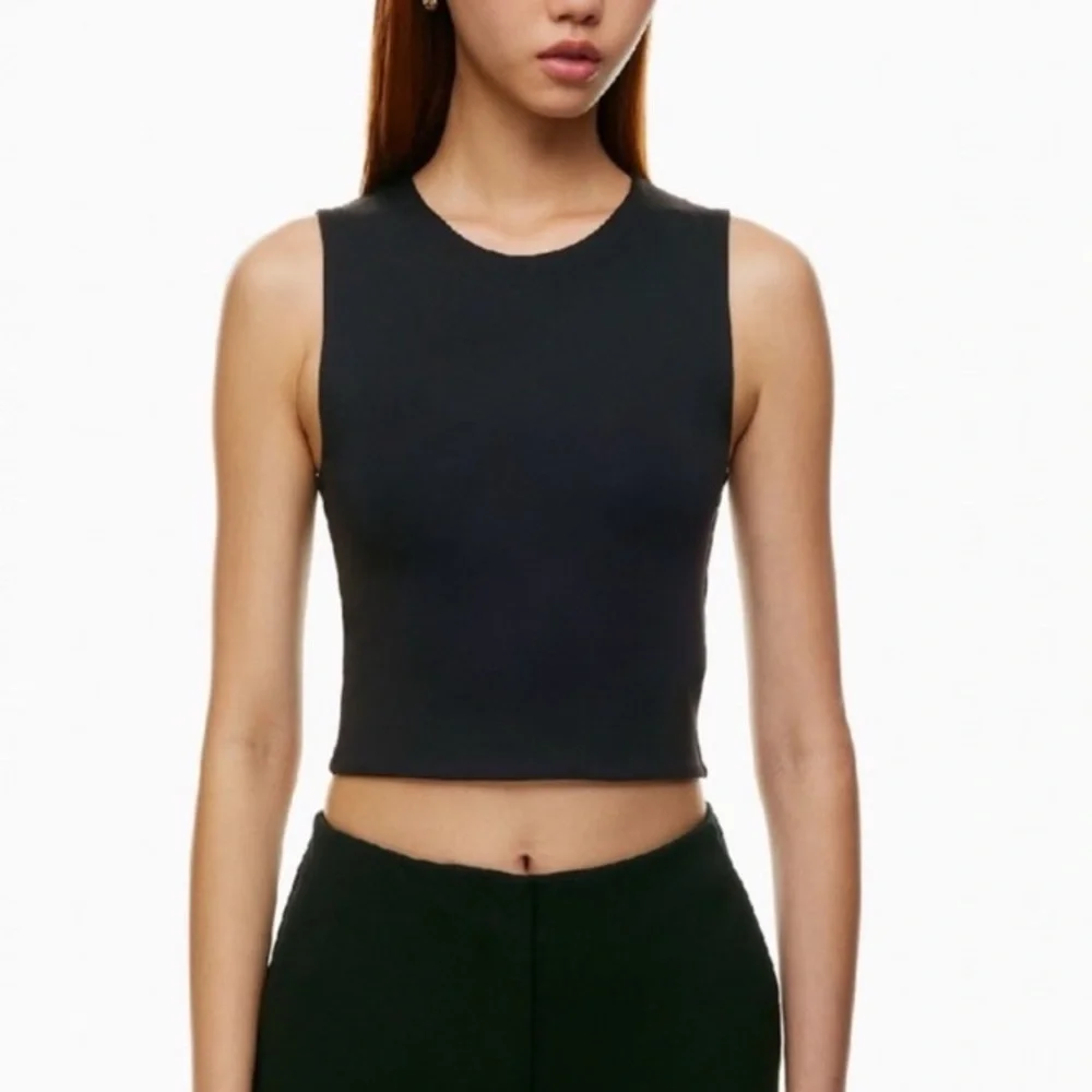 Babaton Contour Black Sleeveless Top - Picture 2 of 11
